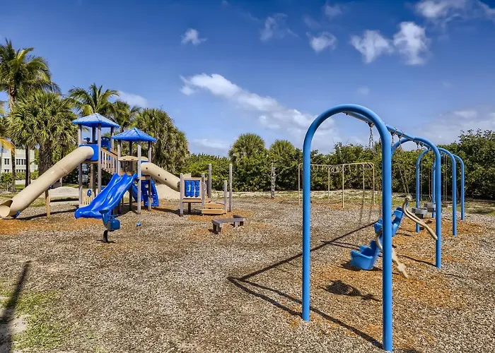 Singer Island Stunner 2 Br